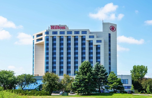 South Loop Hotel | Hilton Minneapolis-St. Paul Airport