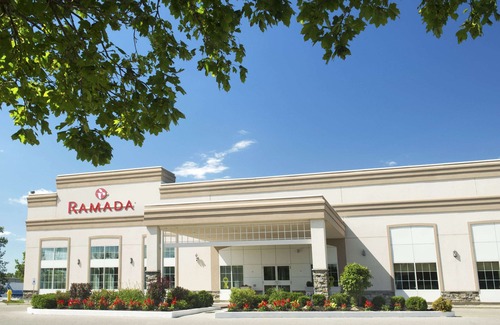Trenton Hotel | Ramada by Wyndham Trenton