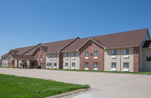 Grand Island Hotel | Days Inn by Wyndham Grand Island