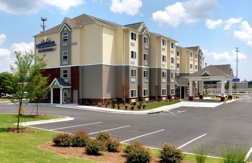 Columbus Hotel | Microtel Inn & Suites by Wyndham Columbus/Near Fort Benning