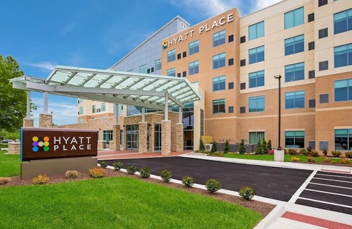 Coliseum Central Hotel | Hyatt Place Hampton Convention Center