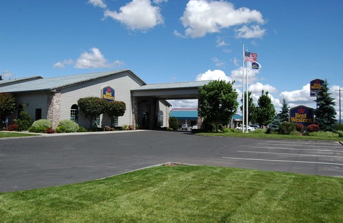 Hines Hotel | Best Western Rory & Ryan Inns