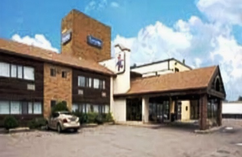 Thunder Bay Hotel | Travelodge by Wyndham Thunder Bay on