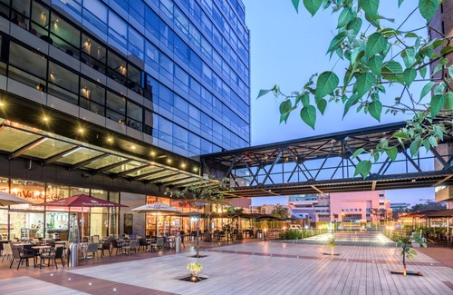 Bogota Hotel | Tryp by Wyndham Bogota Embajada