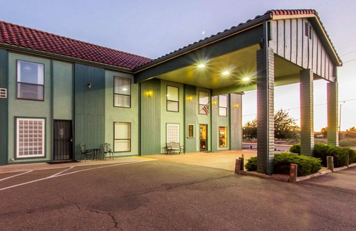 Snowflake Hotel | Rodeway Inn Silver Creek Inn