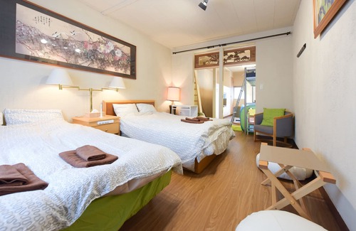 Yoyogi Hotel | Yoyogi House