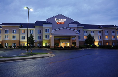 Winchester Hotel | Fairfield Inn and Suites by Marriott Winchester
