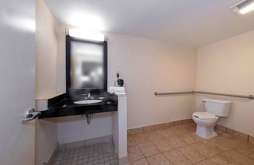 Bordentown Hotel | 2-Star Hotel ∙ Red Roof Inn Bordentown - McGuire AFB