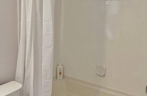 Port Coquitlam House | Newly Renovated Private Entrance Guest Suite - 2 bedroom