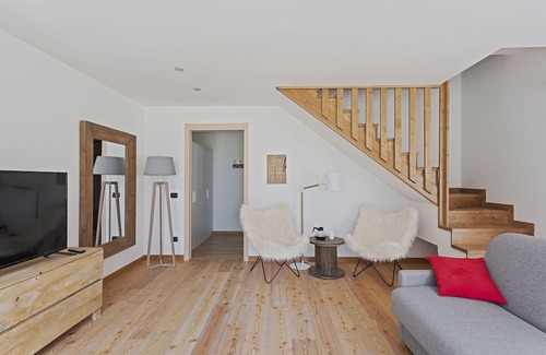 Gressoney-Saint-Jean Apartment | Residence in Gressoney-saint-jean with 3 bedrooms sleeps 10