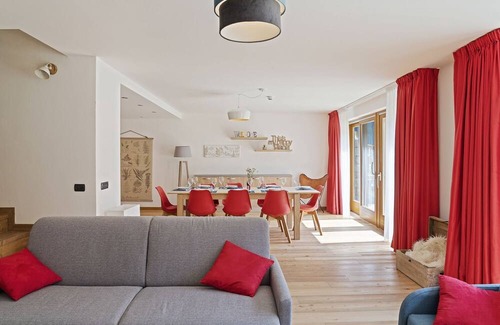 Gressoney-Saint-Jean Apartment | Residence in Gressoney-saint-jean with 3 bedrooms sleeps 10