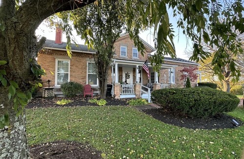 Skaneateles Apartment | Overlook Beautiful Skaneateles Lake close to Village