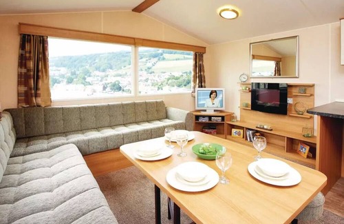 Lossiemouth House | 2 bedroom accommodation in Lossiemouth, Moray