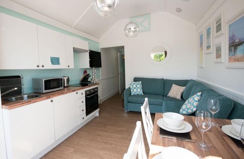 Annan Cabin | 1 bedroom accommodation in Annan