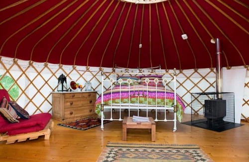 Lanteglos Cabin | Yurts Cornwall - Tremeer Farm
