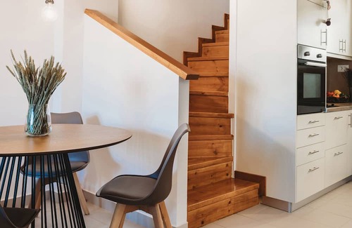 Psarou Villa | Dolce Luxury Suites Villas with private swimming pool 50 meters to the beach