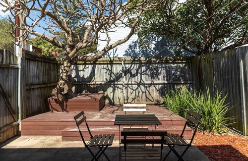 Bondi Junction House | Quaint Terrace in the Heart of Bondi