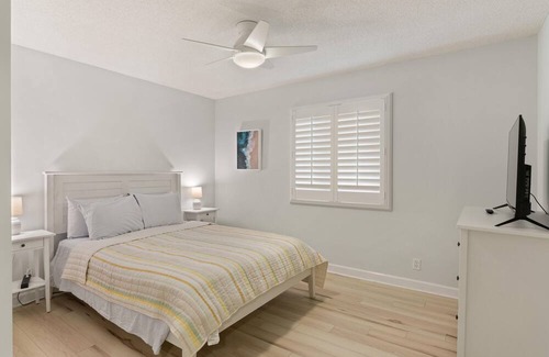 Saint Simons Heights House | Hosting Long Term Renters, FLETC and big dog friendly. Sleeps 8