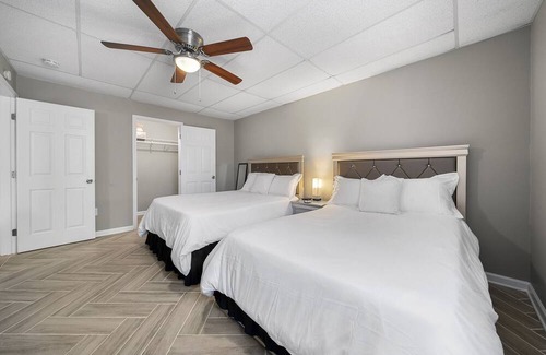 Douglasville House | Beautiful downstairs unit near six flags