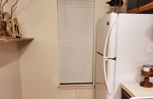 Central Newport News Condo | Modern, Spacious Condo with Loft, Minutes from the Beach!
