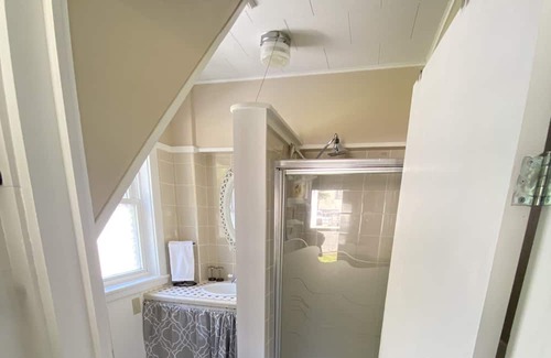 Seal Harbor Cottage | Cozy Seal Harbor Cottage - Steps from Acadia National Park