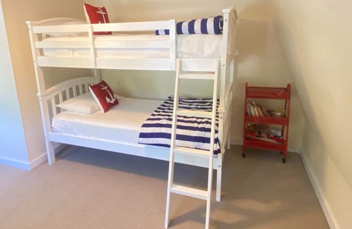 Seal Harbor Cottage | Cozy Seal Harbor Cottage - Steps from Acadia National Park