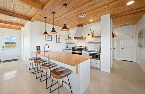 Fredericksburg House | Modern Farmhouse in Texas Wine Country