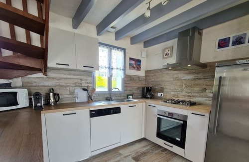 Arzon House | Large house for ten people with garden