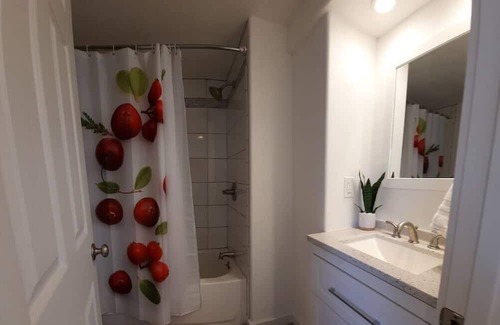 Grayland Cottage | "Cranberry Cottage" Studio by the Beach
