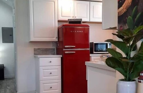 Grayland Cottage | "Cranberry Cottage" Studio by the Beach