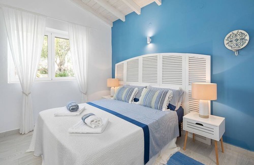 Gaios Cottage | Fede - Luxury One-Bedroom Cottage in Gaios Paxos - Danilia Luxury Cottages