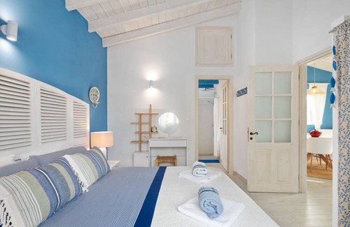 Gaios Cottage | Fede - Luxury One-Bedroom Cottage in Gaios Paxos - Danilia Luxury Cottages
