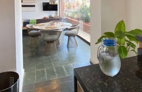 Chacao Apartment | Modern and Bright PH in Campo Alegre