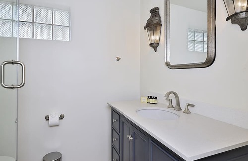 Downtown Santa Fe Bed & Breakfast | Dos Hermanas Casita 2 | Cozy Downtown | 1BR/1BA
