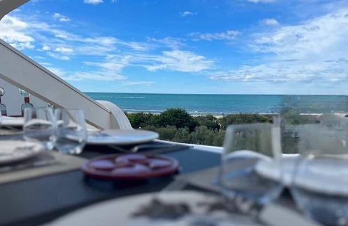 Le Couchant Apartment | MAGNIFICENT ROOFTOP SEA VIEW !