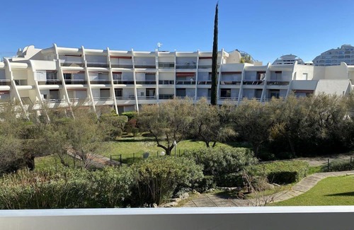 Le Couchant Apartment | RARE 6 BED TERRACE APARTMENT WITH POOL LA GRANDE MOTTE | COUCHANT