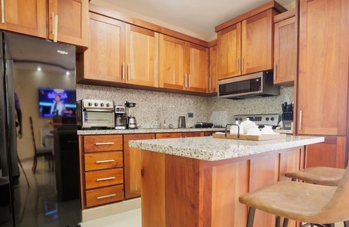 San Francisco de Macoris Apartment | Lovely 3-bedroom apartment in San Francisco de Macorís with AC, WiFi