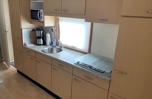 Nieuwvliet Ski Chalet | Cozy chalet near the beach, air-conditioned, WLAN