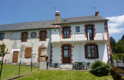 Drugeac Cottage | Gite Drugeac, 4 bedrooms, 8 persons