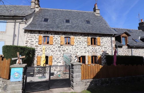 Pailherols Cottage | Gite Pailherols, 3 bedrooms, 6 persons