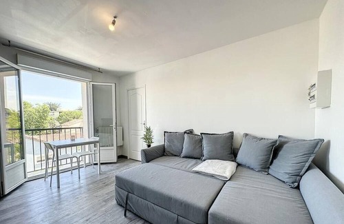 Croix-d'Argent Apartment | T2 Renové et au Calme en Centre-ville