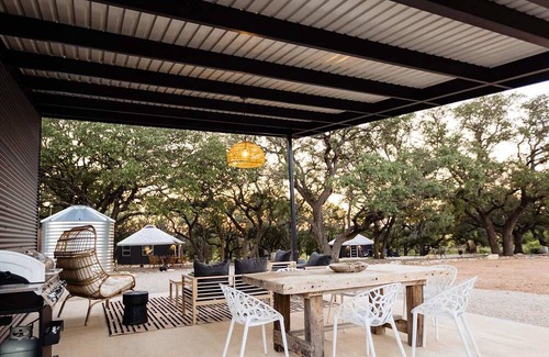Fredericksburg House | Luxury Stay by Wineries | Stargazing & Nature