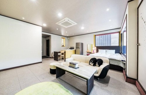 Buk House | Gapyeong Point Pool Villa Pension