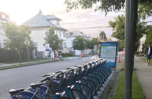 Fairview House | Best Location in kits