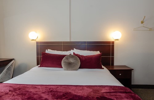 Sainte-Marie House | Spa for Couple in Romantic Room at Hotel Boutique