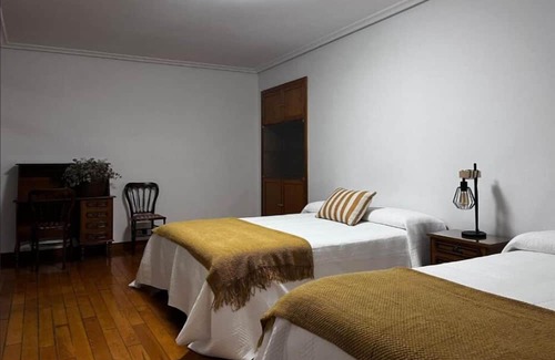 Agoncillo Ski Chalet | Alojamiento Rural "El Castillo"