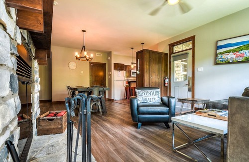 Tremblant-Les-Eaux Condo | Arnica 209★5 Beds★View★Walk to Mountain★Fireplace