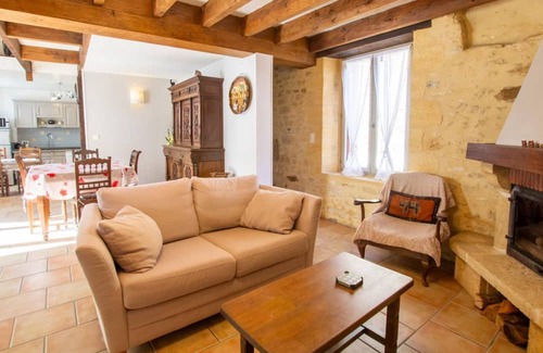 Saint-Julien-de-Lampon Cottage | Gite Saint-Julien-de-Lampon, 2 bedrooms, 4 persons