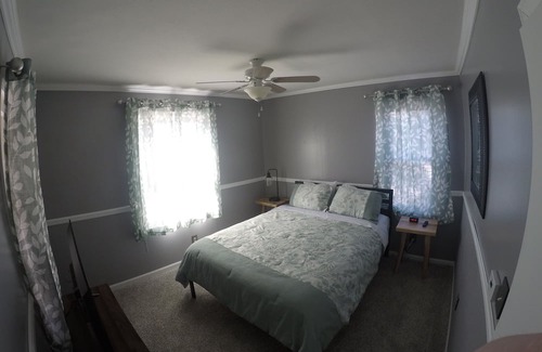 Shelbyville Cottage | Cozy Canal Cottage directly on Gun Lake