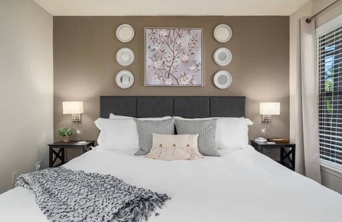 Hoover Apartment | Close to Hoover Met & Finley | Gym |Quiet